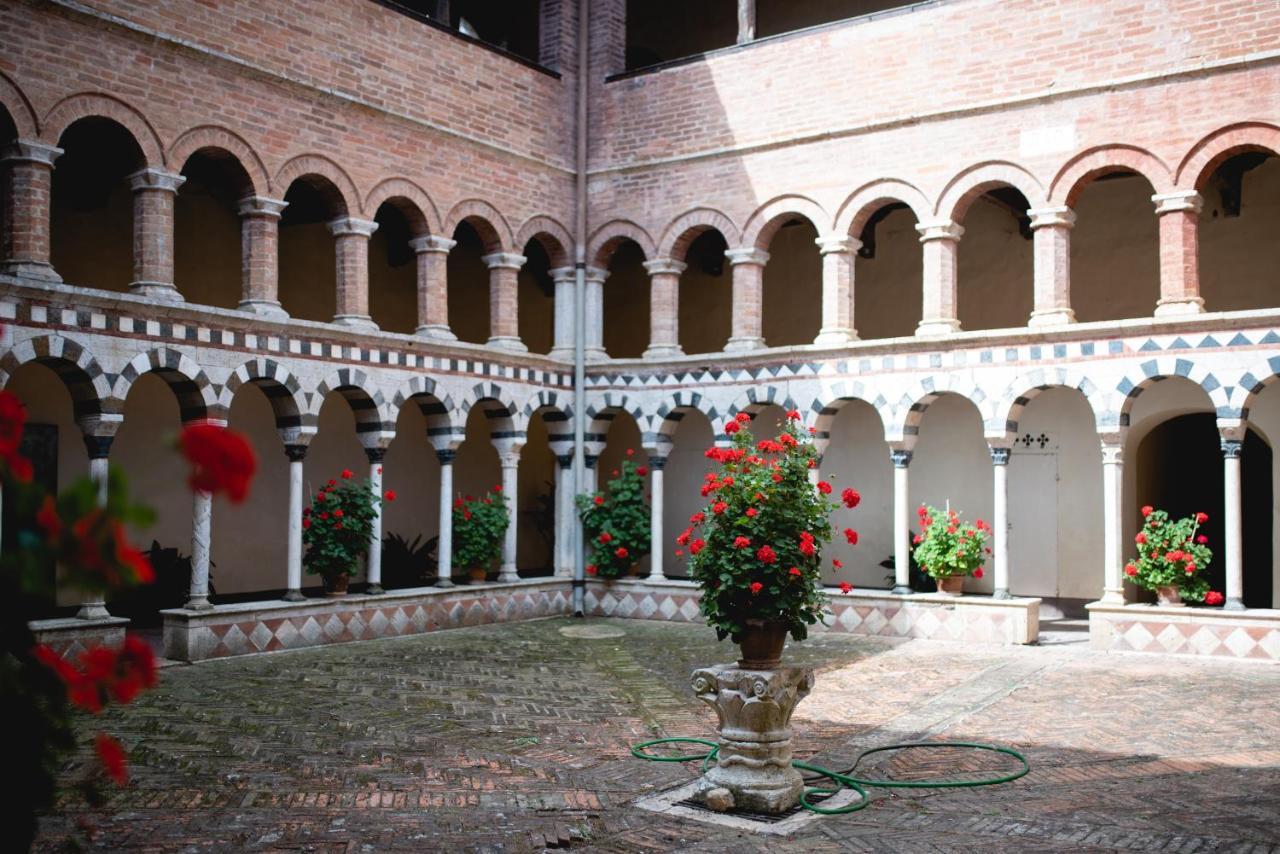 Antico Borgo Di Torri Acomodação com café da manhã Sovicille Exterior foto