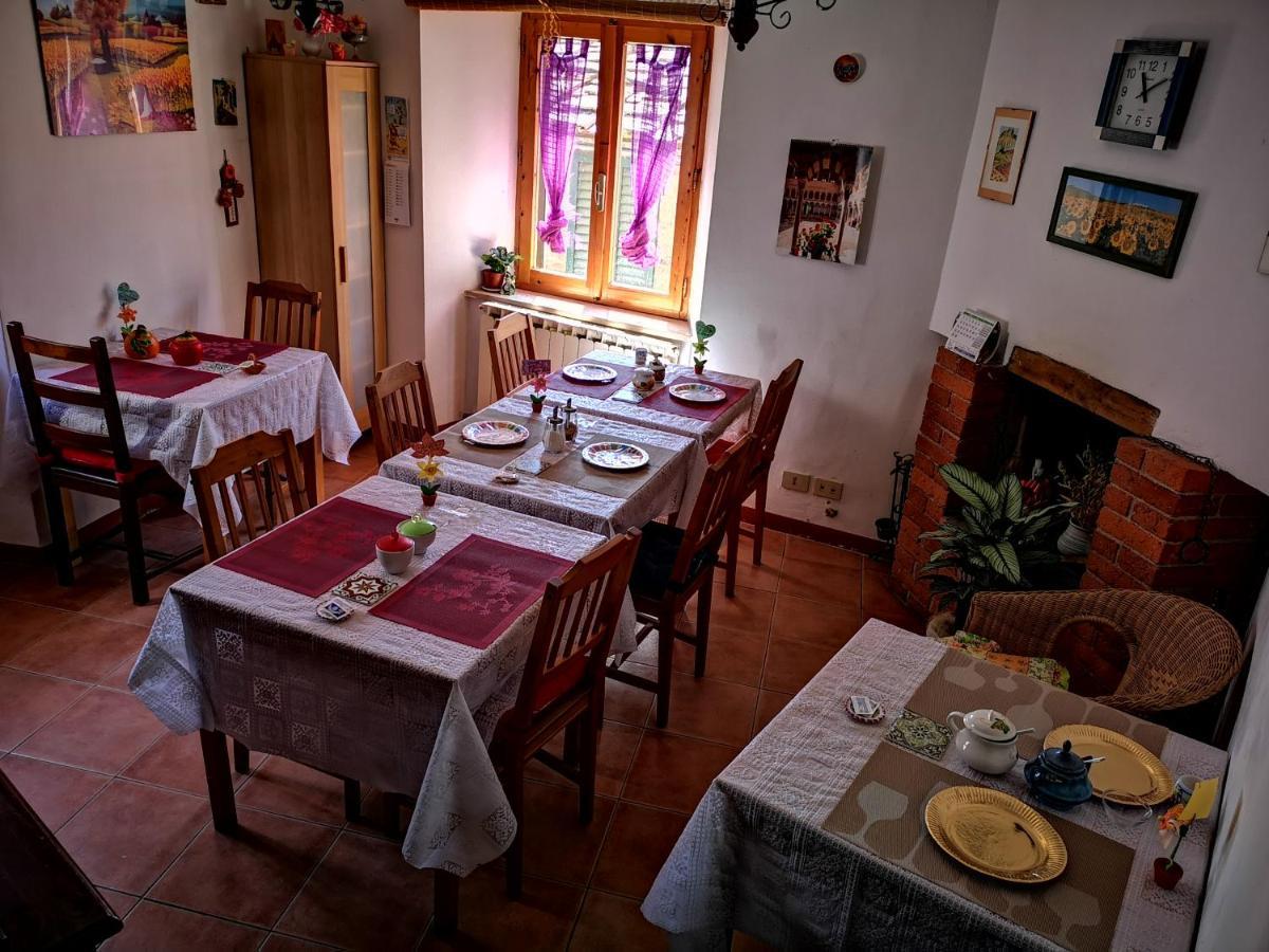 Antico Borgo Di Torri Acomodação com café da manhã Sovicille Exterior foto