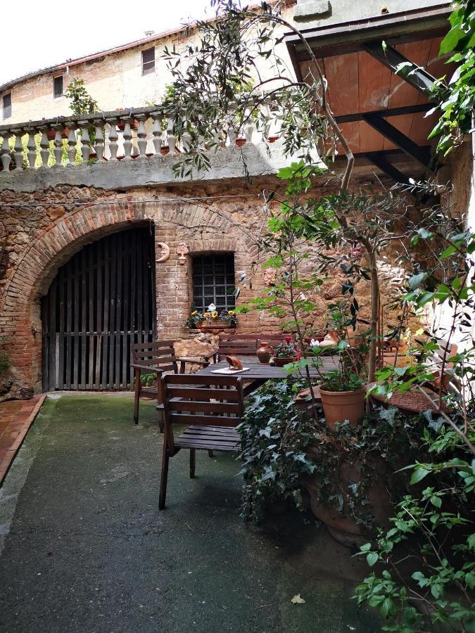 Antico Borgo Di Torri Acomodação com café da manhã Sovicille Exterior foto