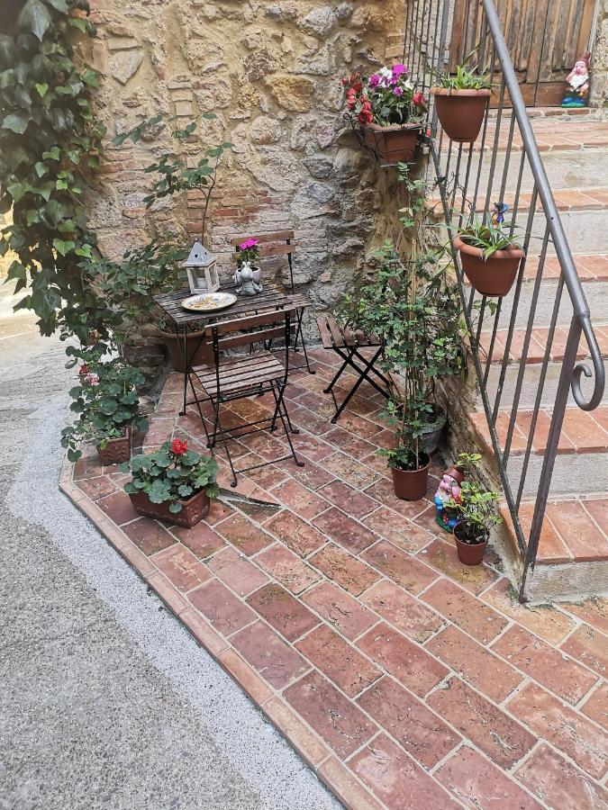 Antico Borgo Di Torri Acomodação com café da manhã Sovicille Exterior foto