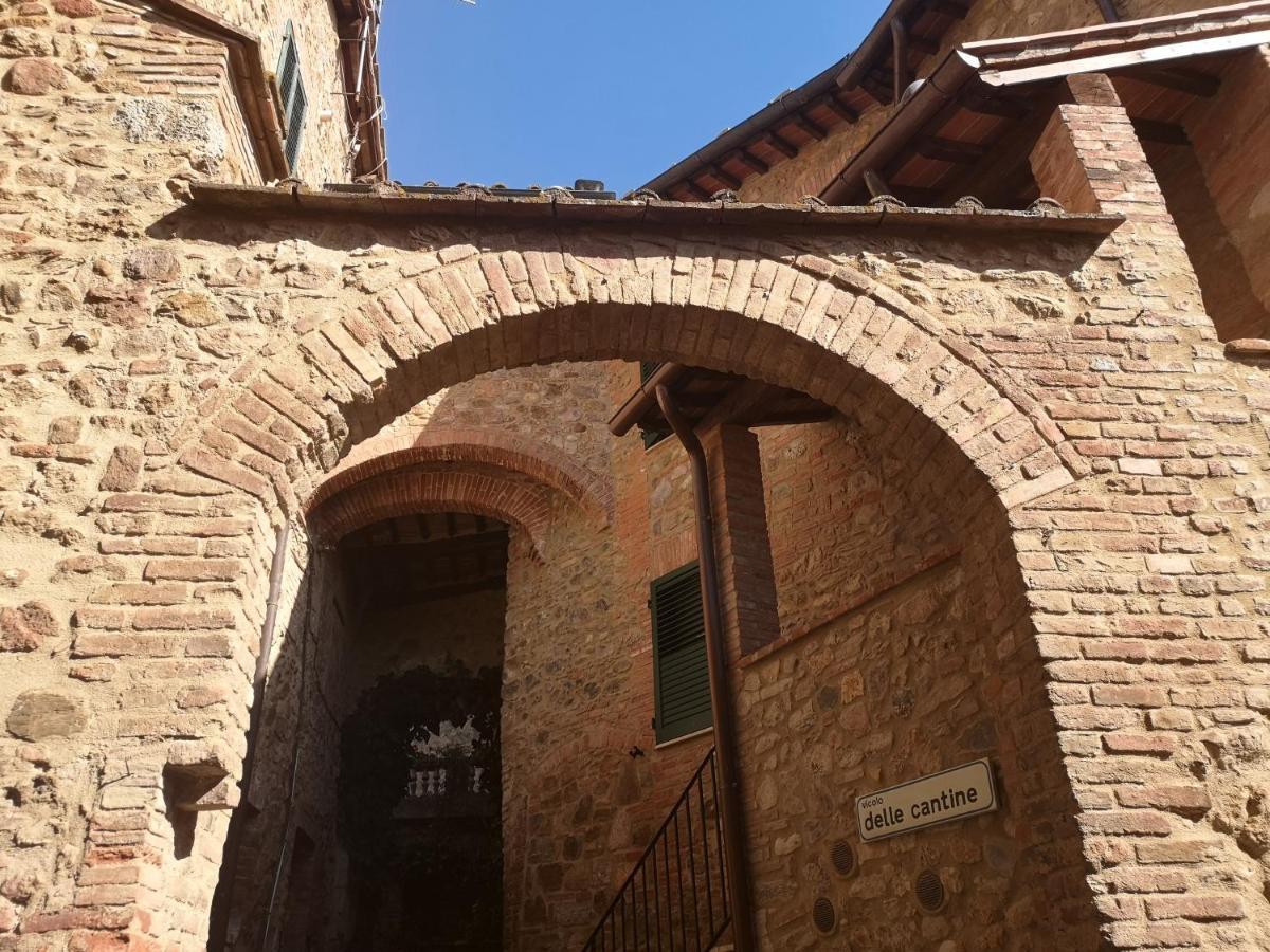 Antico Borgo Di Torri Acomodação com café da manhã Sovicille Exterior foto