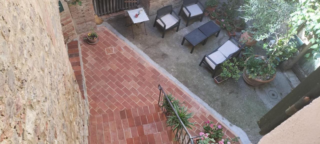 Antico Borgo Di Torri Acomodação com café da manhã Sovicille Exterior foto